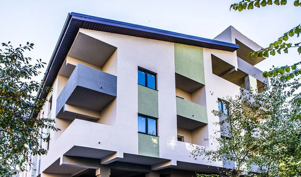2 camere 42 mp etaj 1 Militari langa metrou pacii blo