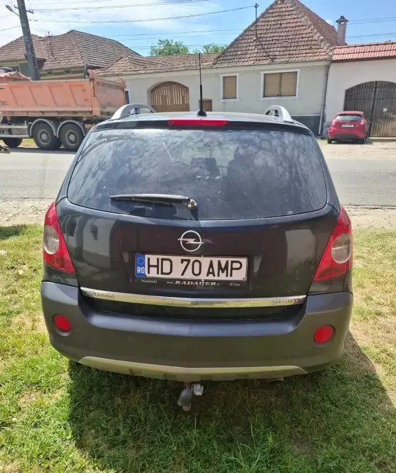 Opel antara automat 4 150 eur