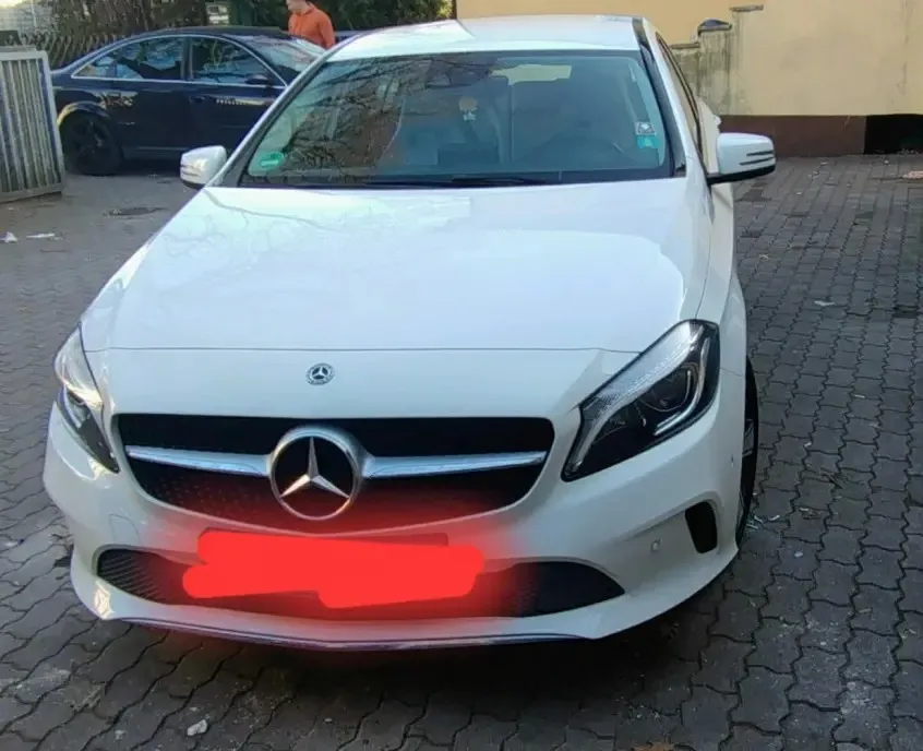 Dezmembrez Mercedes-Benz A180 2017 1 000 eur