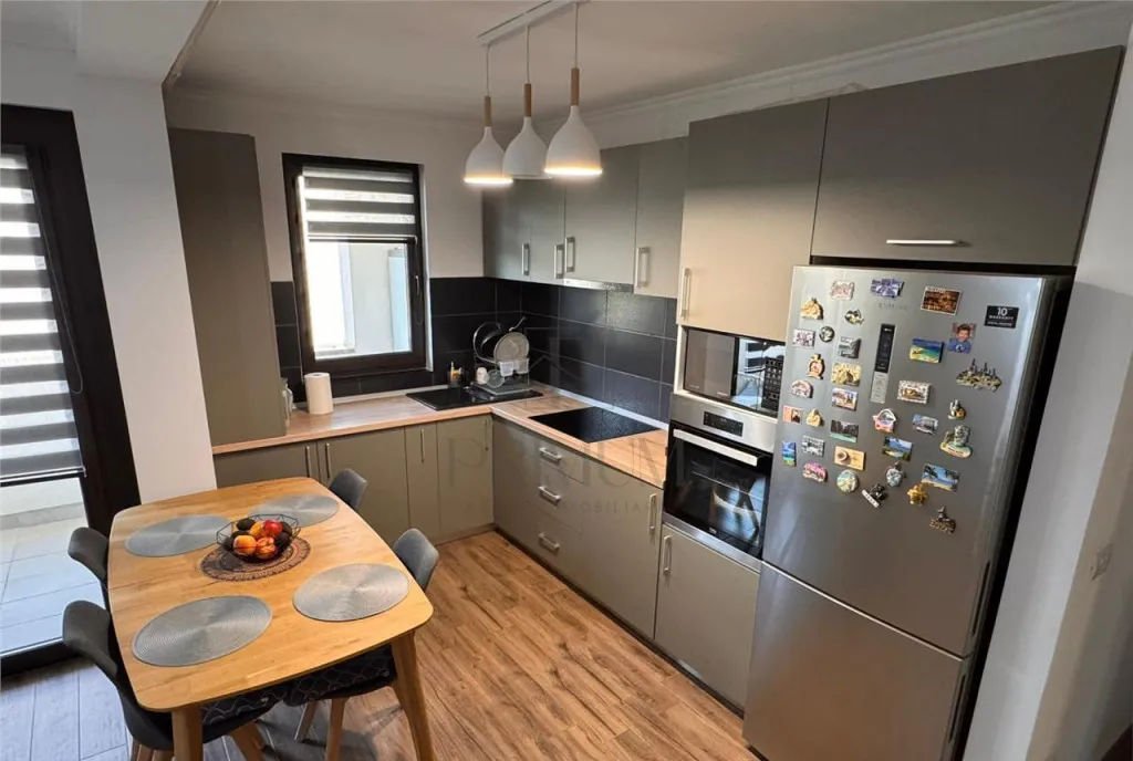 Dumbravita Apartament sad/locuibil 4 cam 104MP parte