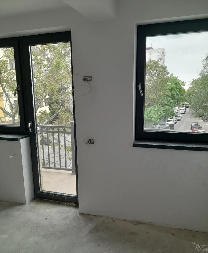 Vitan Mall imobil nou sc 573mp 11 camere cu baie proprie/clinica/Airbnb