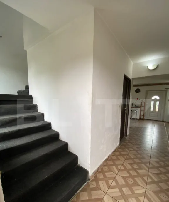 Casa 4 camere 142 mp 1275 mp teren zona Secea
