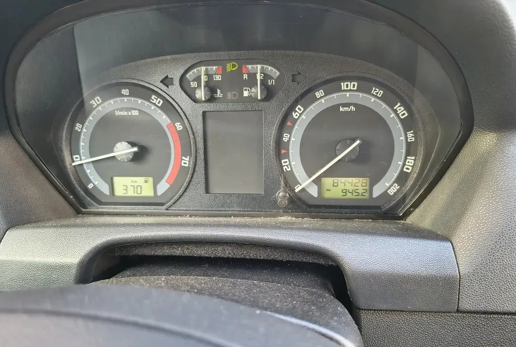 Skoda Fabia avariata 1 350 eur