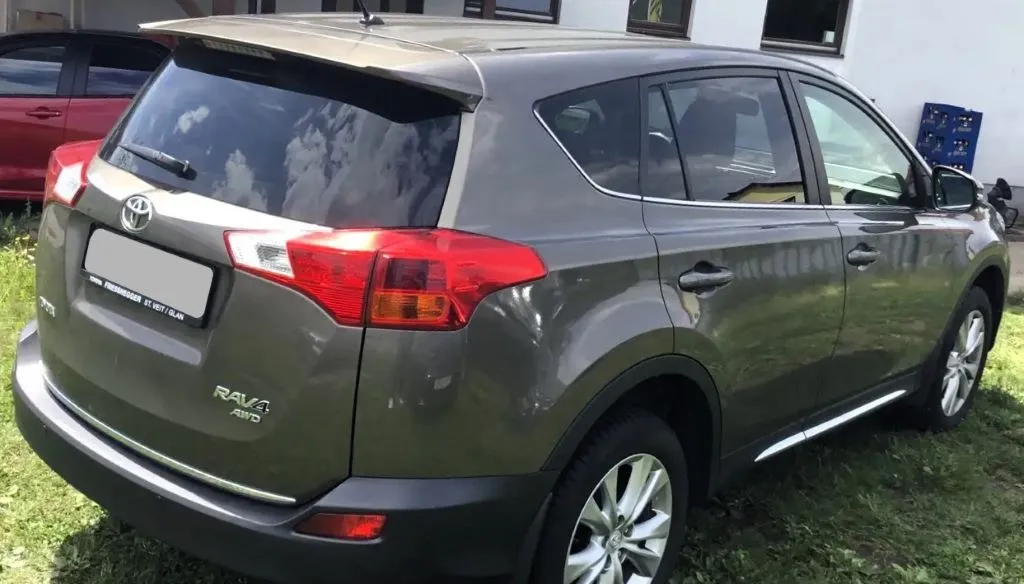 Toyota 2014 Rav4 SUV 2 0 4x4 Cutie Automata 10 950 eur