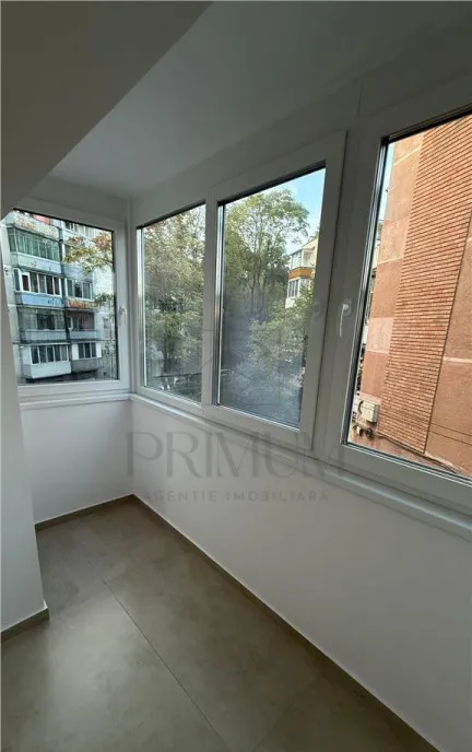 Complex studentesc 4 cam decomandat 2 bai 2 balcoane