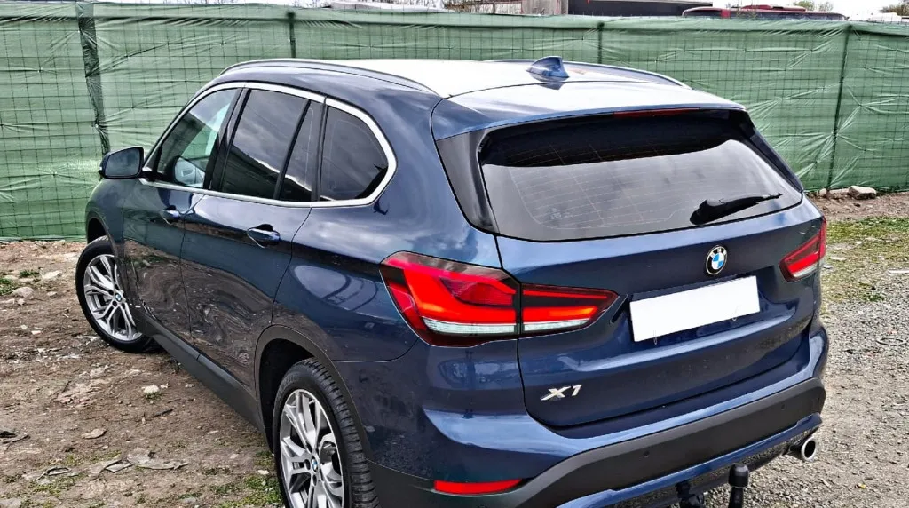 Bmw X1 2 0 4x4 Xdrive 17 999 eur