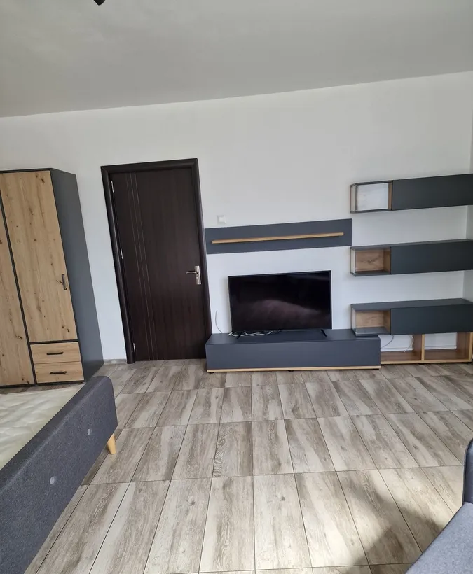Unirii Sfanta Vineri ultracentral