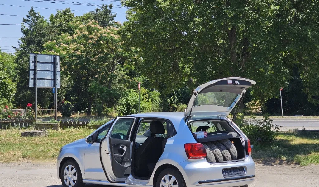 VW Polo 1 2MPI TEAM Navigatie ClimaAutomata CameraMarsarier 3 890 eur