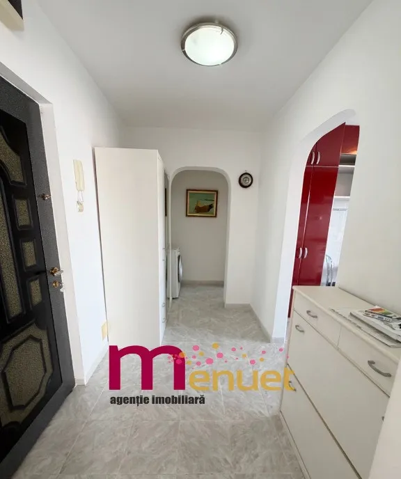 Apartament saptios cu 3 camere strada Victoriei