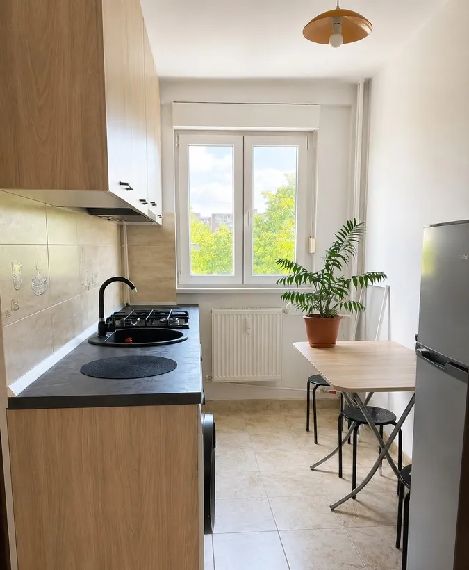 Romancerilor 2 minute metrou 2 camere etaj 5/10