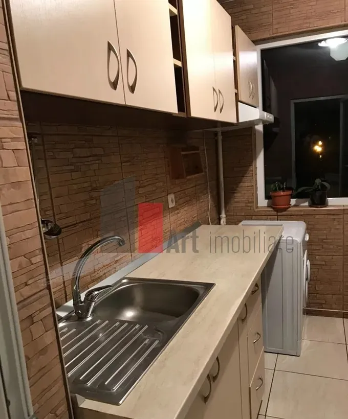 Bd Obregia Turnu Magurele vanzare apartament 3 camere