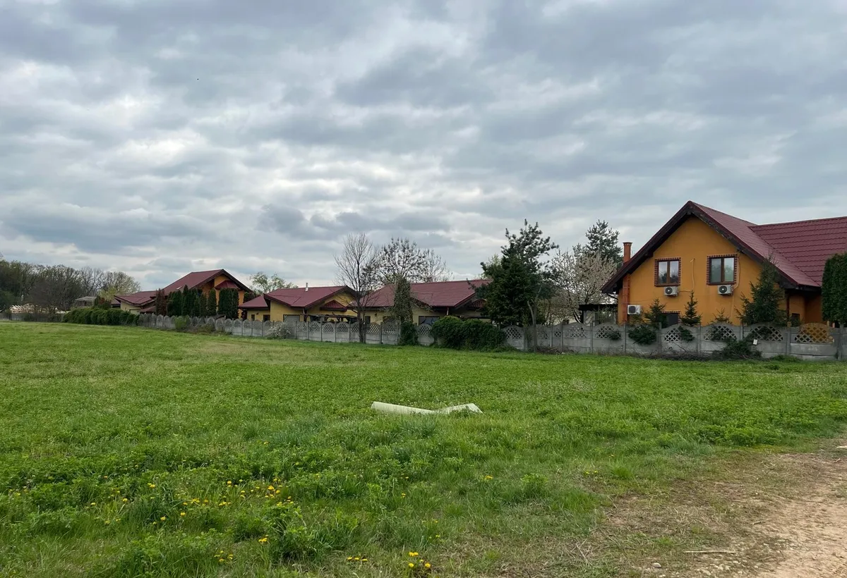 Ciolpani spre Izvorani str Mihail Manolescu 1500 mp