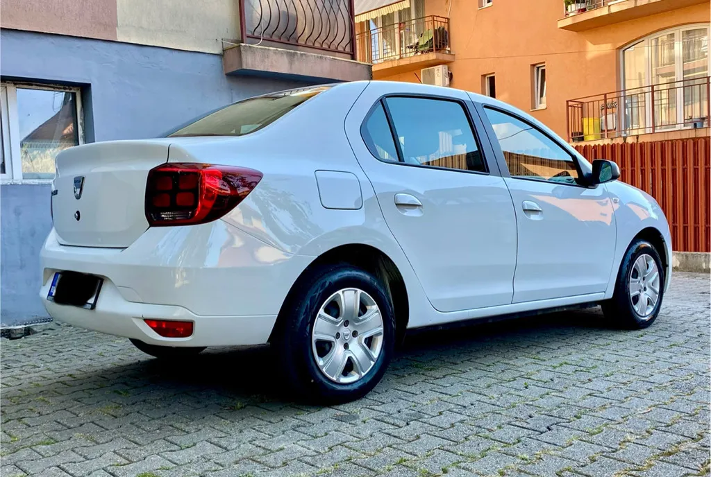 Dacia Logan 1 5diesel euro6 95cp unic proprietar istoric complet reprezentanta 8 300 eur