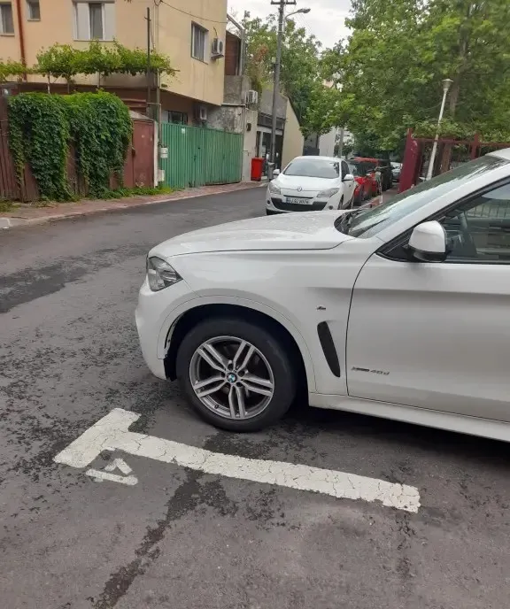 BMW x6 An 2016 pret negociabil 26 000 eur