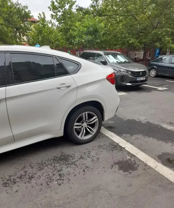 BMW x6 An 2016 pret negociabil 26 000 eur