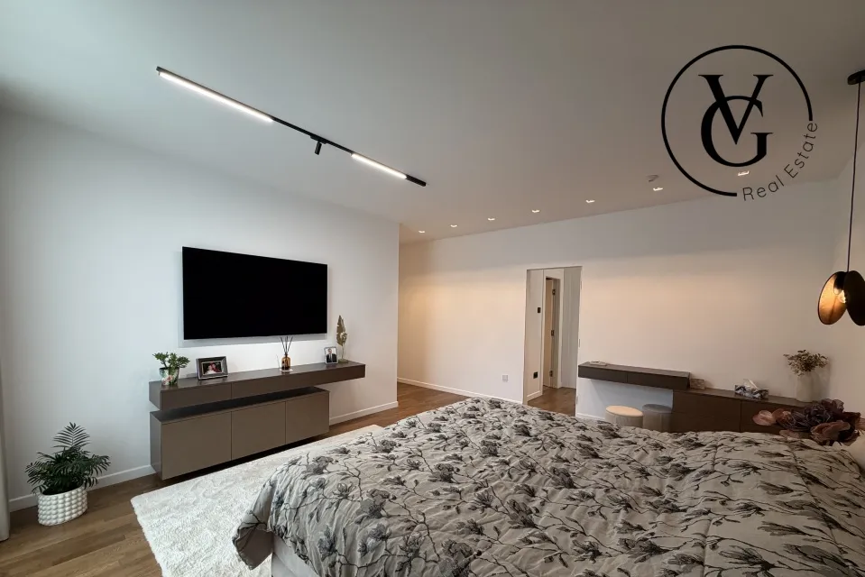 Vila smart in Matei Millo 5 camere Pompe de caldura Panouri Solare