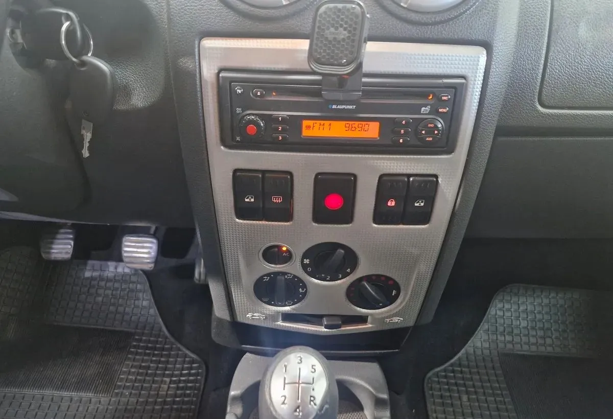 Dacia Logan