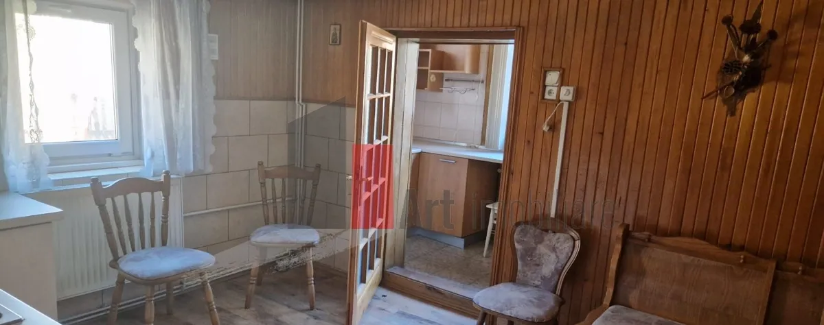 Casa de vanzare in busteni poiana tapului