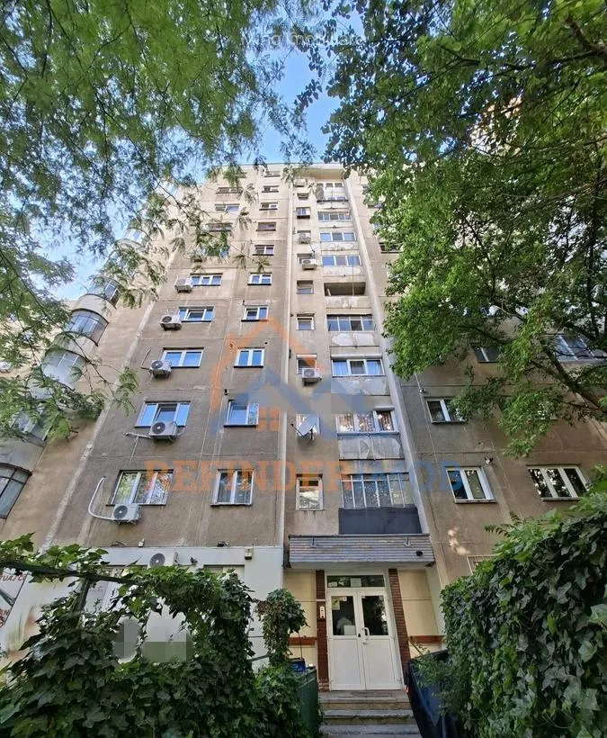 Garsoniera renovata complet bloc 1986