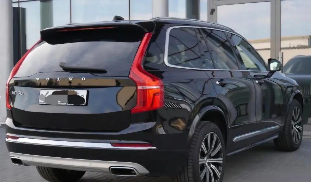 VOLVO XC90 INSCRIPTION 2 0 mild hybrid 45 000 eur