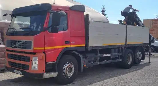 Volvo FM 62 RB Schwarzmuller, cu macara hidraulica tip HIAB