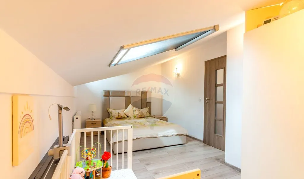 Duplex 3 camere de vanzare Terasa 25 mp Parcare B