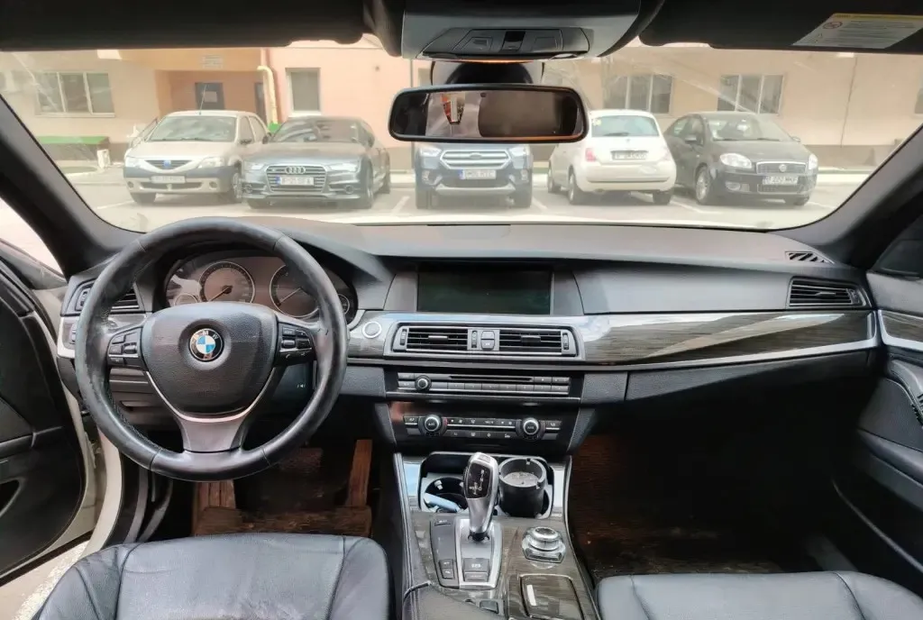 BMW seria 5 F10 an 2010 9 500 eur