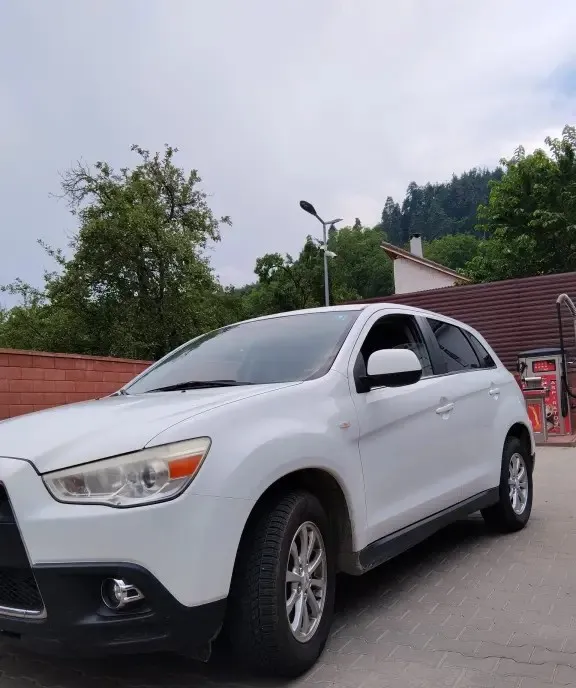 Mitsubishi ASX 2011 5 900 eur