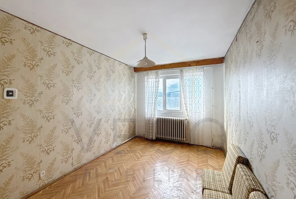 Apartament 4 camere decomandate la 2395 eur/mp in Manastu