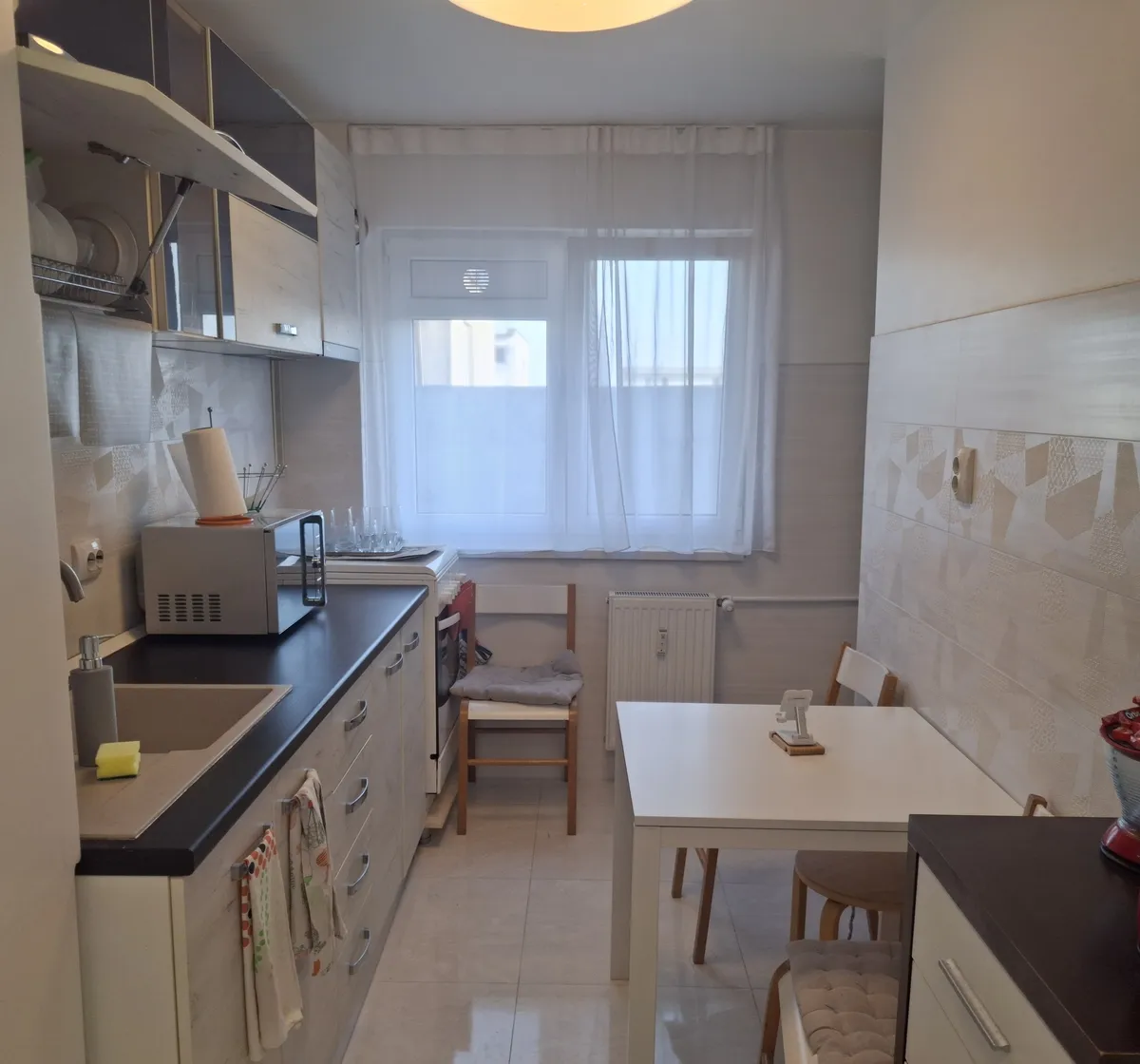 Lujerului 5 minute de metrou apartament cu 4 camere renovat in totalitate