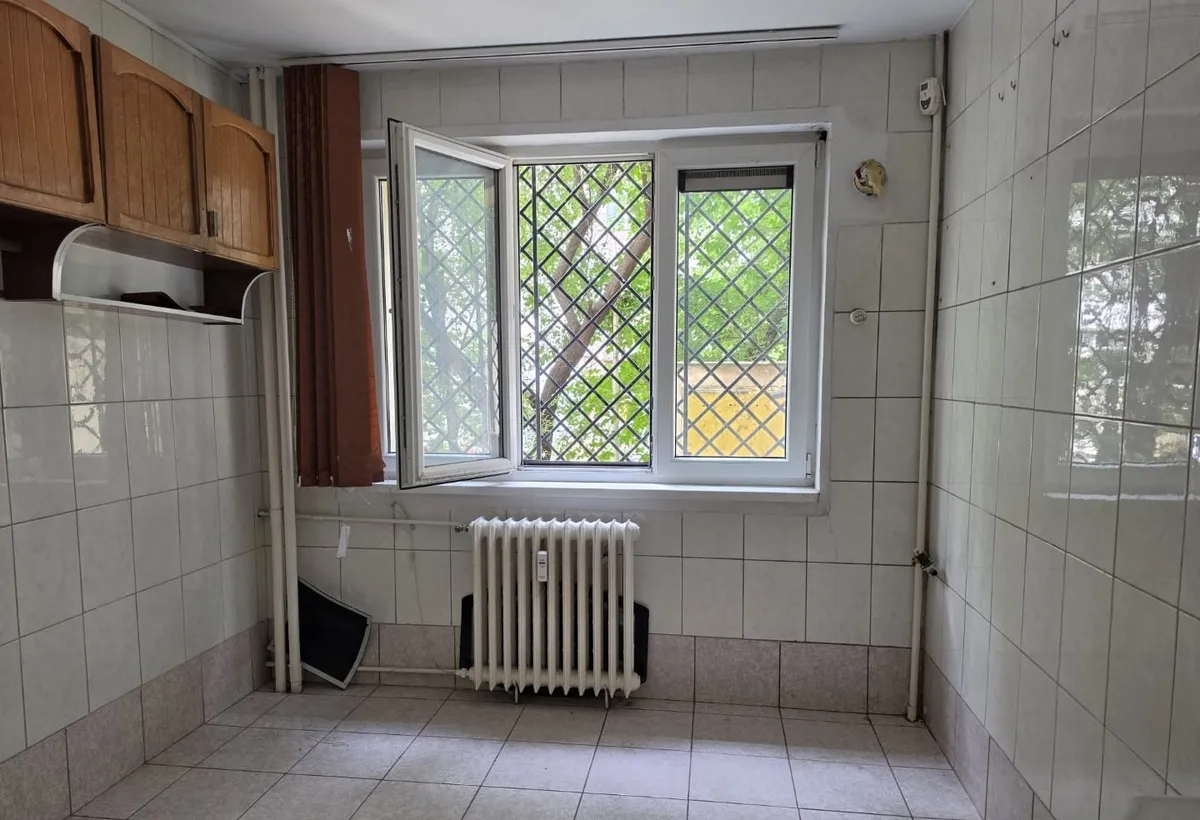 Dristor ideal birou 3 camere 2 bai