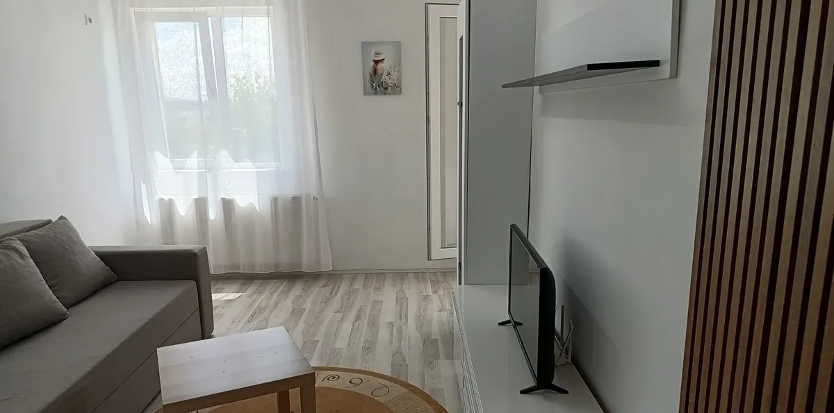 Uverturii strada Stupca 25 35