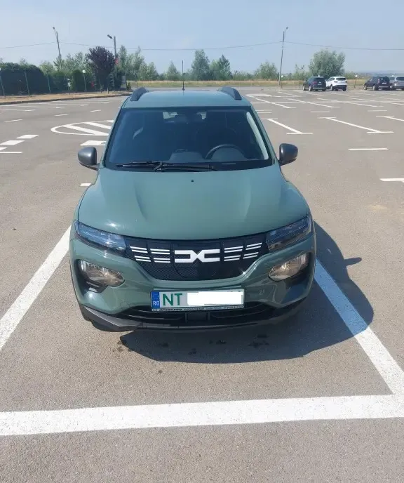 Dacia Spring 2023 9 000 eur