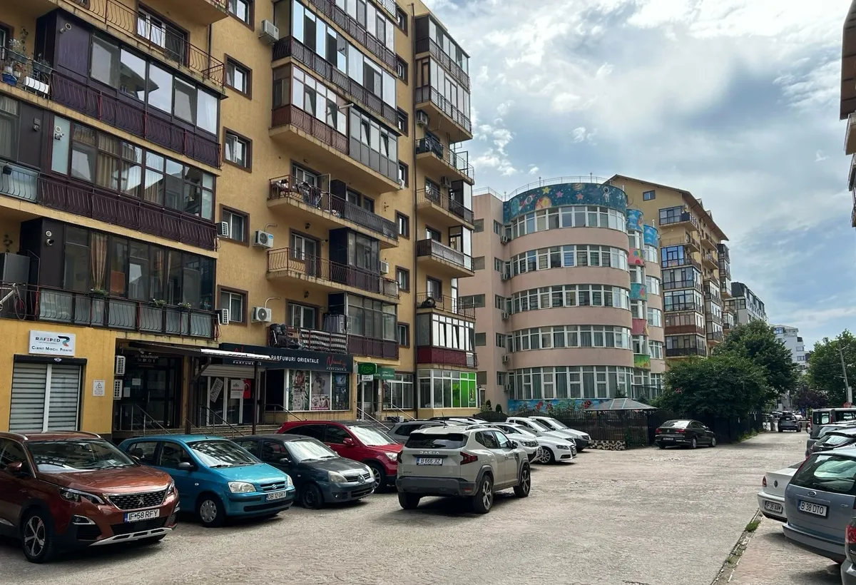 Militari Residence