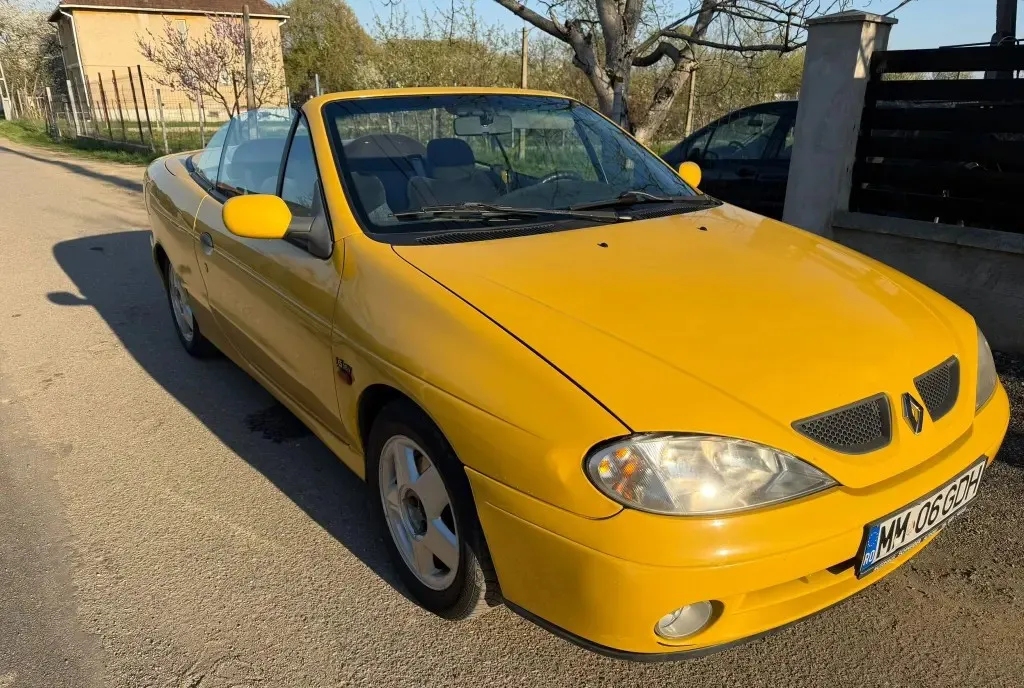 Renault Megane 1 6 decapotabil 4 500 lei