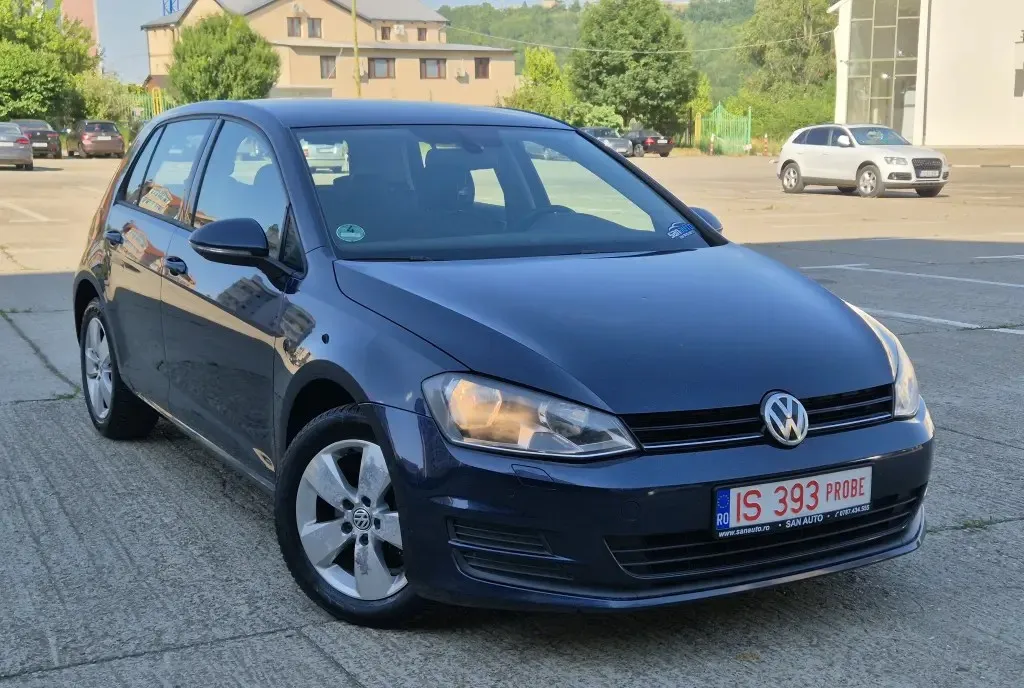 VW Golf 7 2013 1 6 TDI 105 CP euro 5 / RATE fara avans 6 990 eur