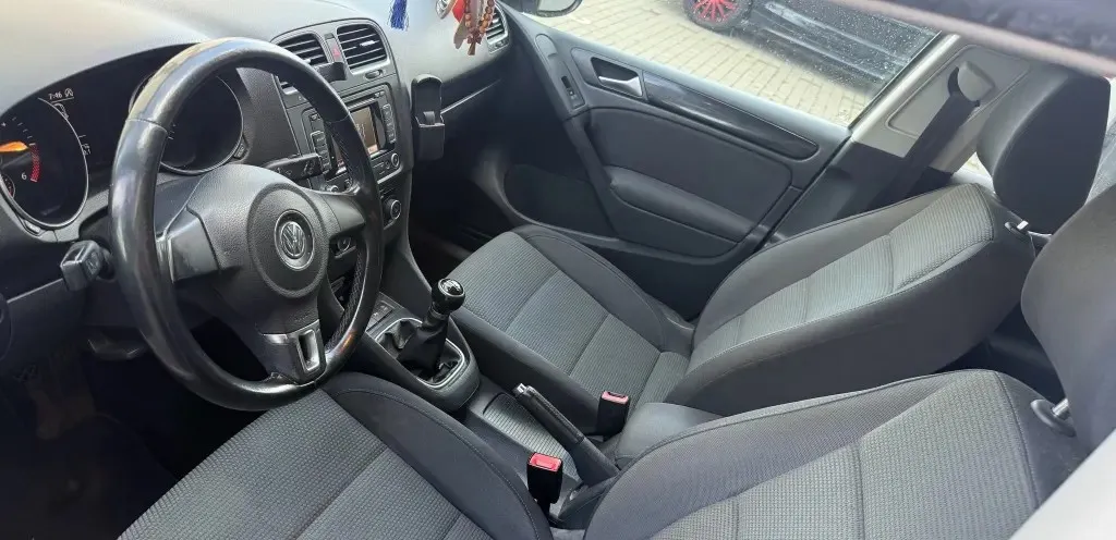 Volkswagen Golf 6 2012 TDI 3 000 eur