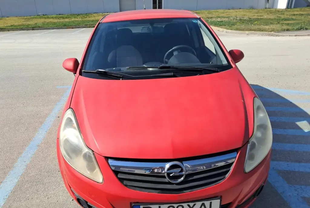 Opel Corsa inmatriculat 2 300 eur