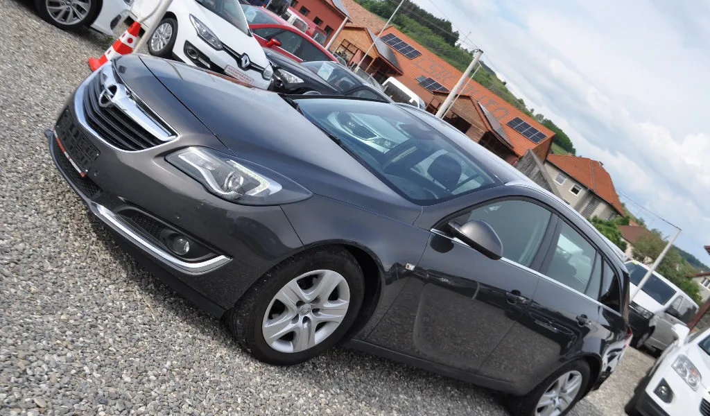 Opel Insignia 1 6Cdti 6 550 eur