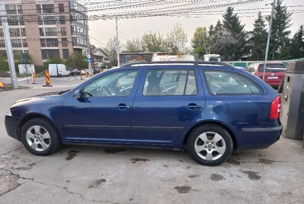 Skoda Octavia 1 6 MPI- 3 300 eur