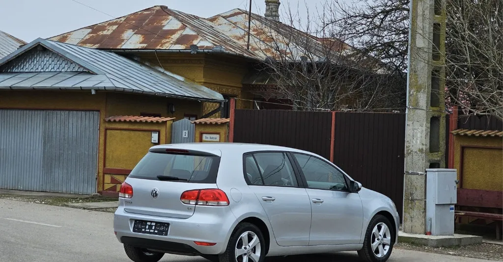 VW Golf 6 1 6MPI DSG2 Automata Navi Clima SenzoriParcare 6 290 eur