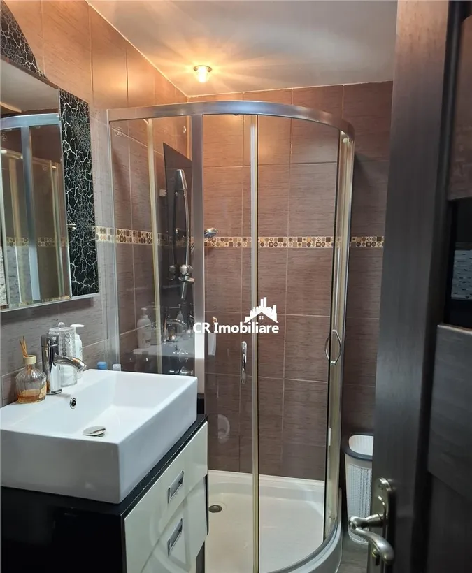 Apartament 4 camere Dristor
