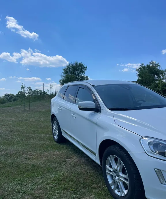 Volvo XC 60 2016 D5 AWD Summum 14 500 eur