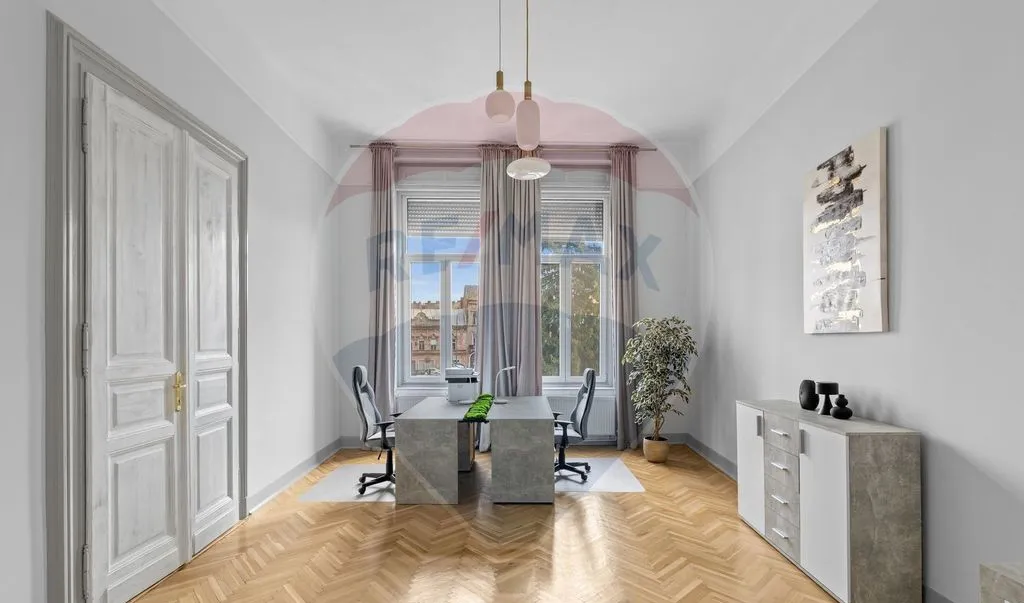 Apartament de lux in cladire patrimoniu ultracentral