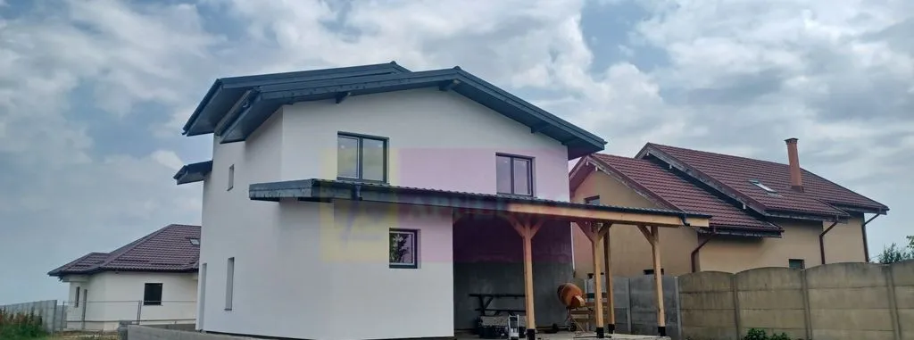 Sabareni casa p 1E m 5 camere 3 bai terasa acoper