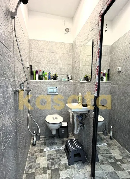 2 camere I Lipscani I etaj 1 I 43 mp I renovat I mobilat