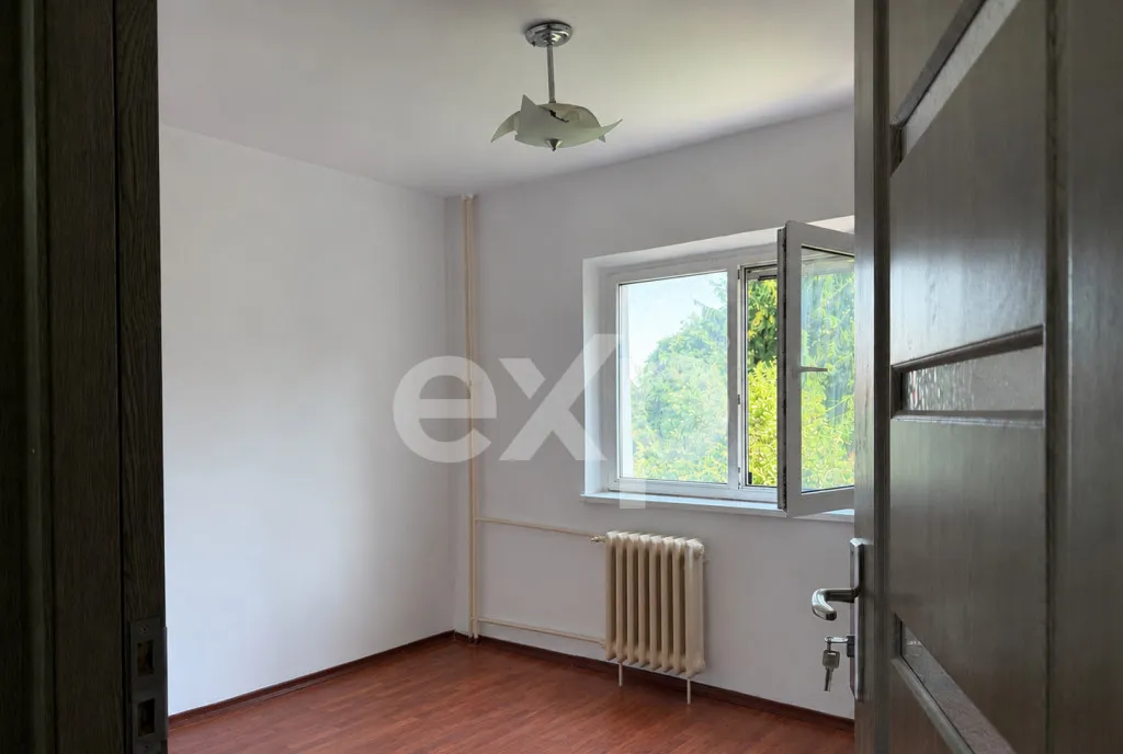 Apartament de vanzare etaj 1 Aleea Electricienilor