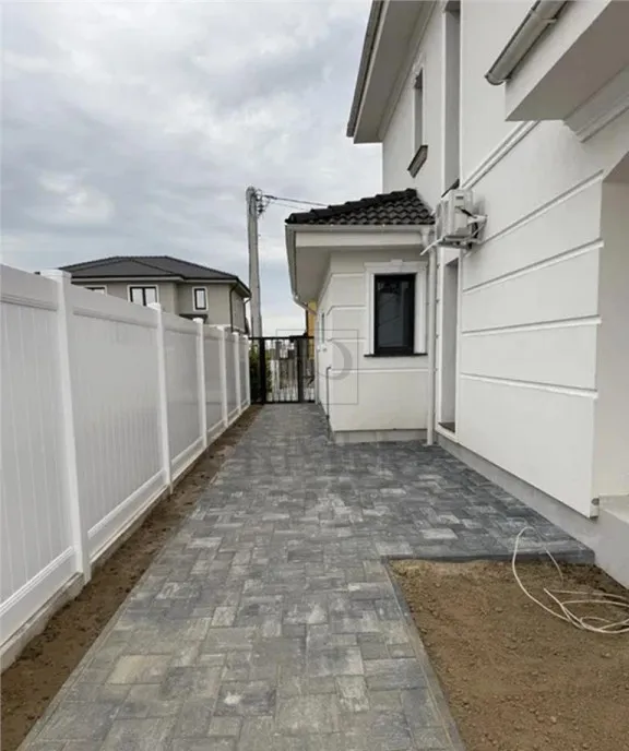 Dumbravita duplex 5 cam garaj 3 bai incalzire pardoseala