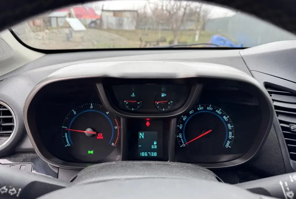 Chevrolet Orlando 2 200 eur