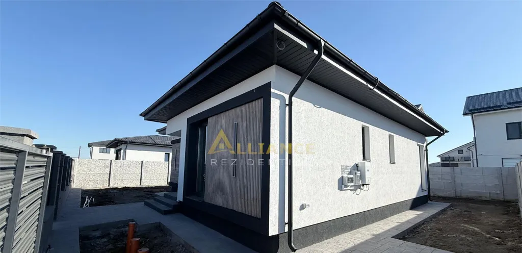 Casa pe Parter 4 camere teren 370 mp